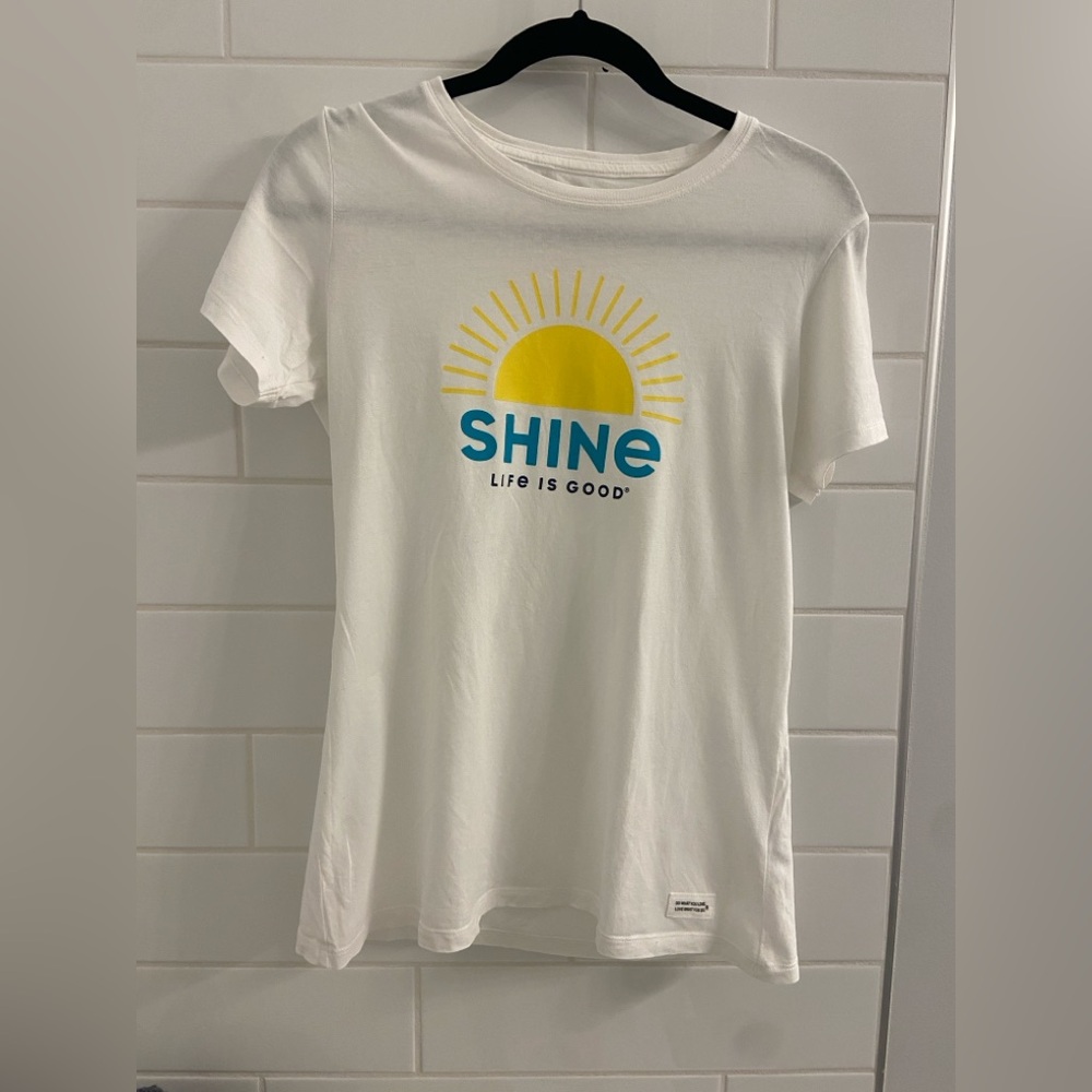 Life is Good Sunshine short sleeve t shirt ladies size small.